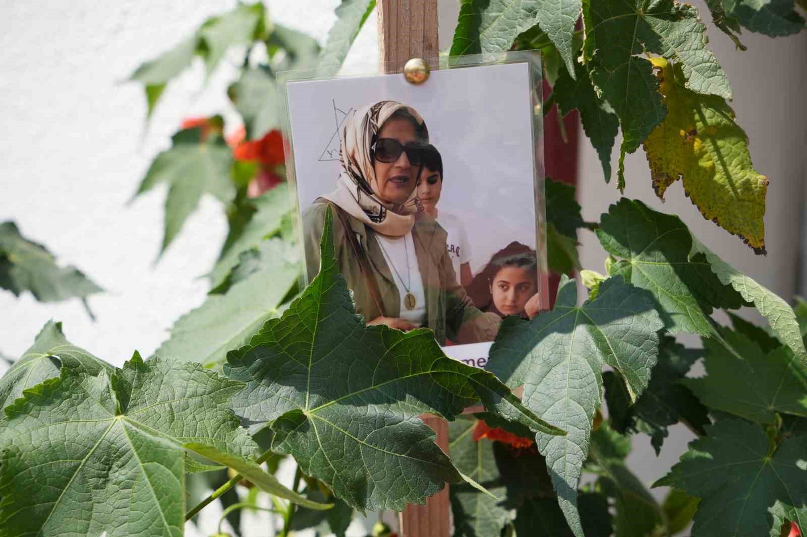 teror gazisi evinin bodrumunda kurdugu muzeyi mehmetcik vakfina bagisladi 13 ziETw7IL