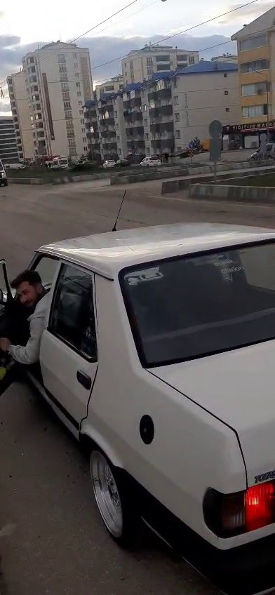 ters yonde ilerledi piskinligi tepki cekti 1 McCNb9HO