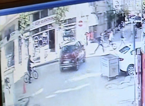 ters yonden gelerek ezdigi genc kadini hayattan kopardi 0 4PzJ77Cn