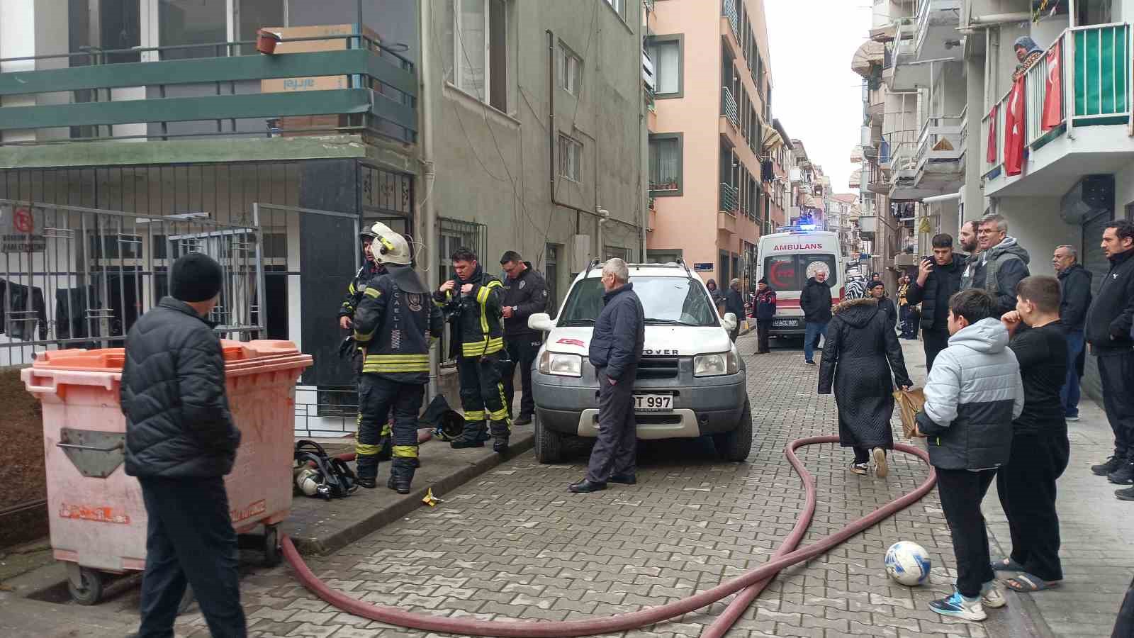 tersane iscilerinin kaldigi evde yangin 0 1wGrQLE8