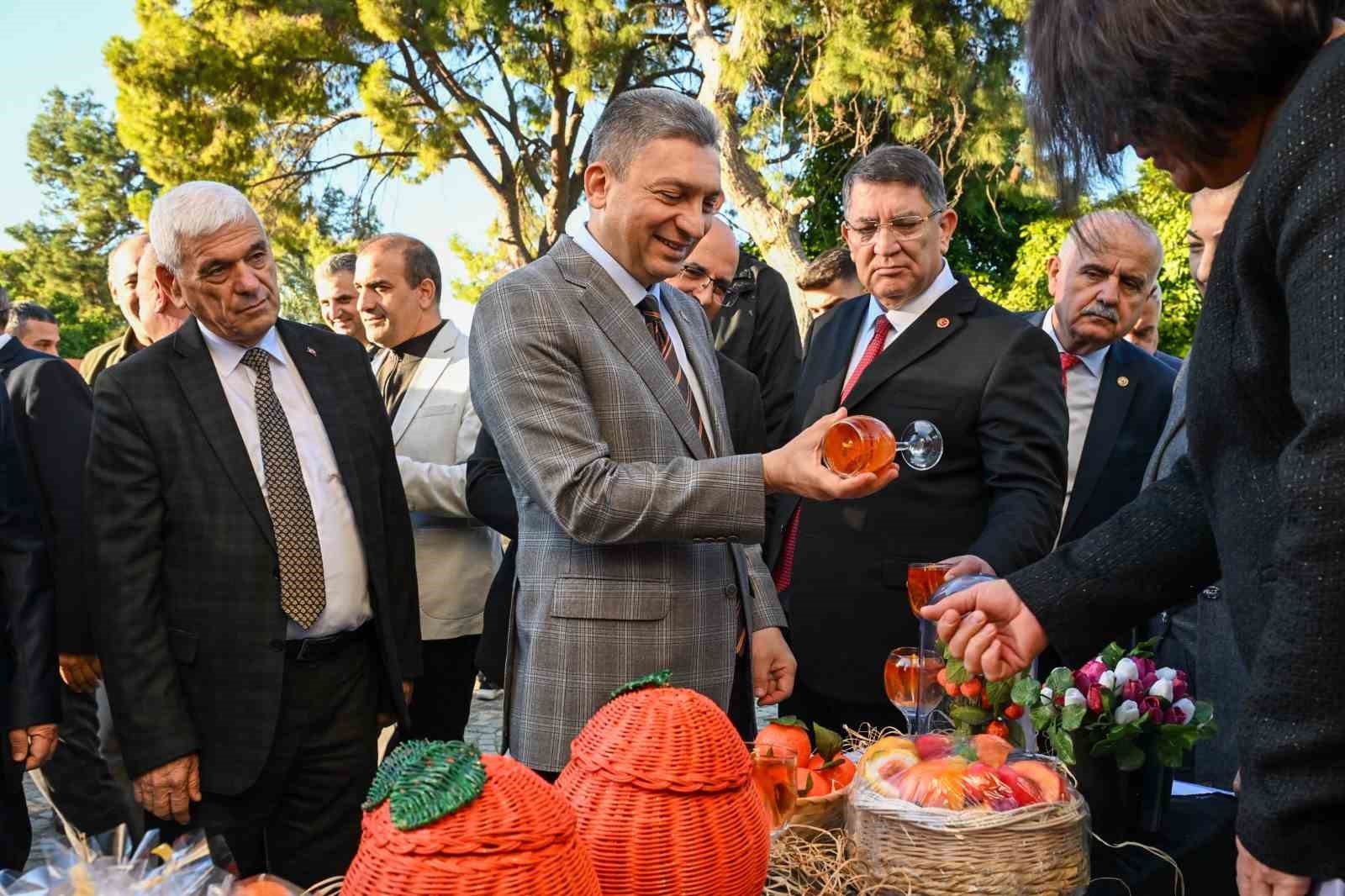 tescillenip dunya pazarinda yerini alan antalya portakallari tanitildi 1 nZrXFsIu