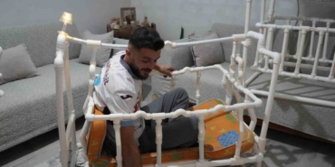 tesisatcidan-borudan-besik-icine-girip-test-etti-viral-oldu-mRbhJ4qS.jpg