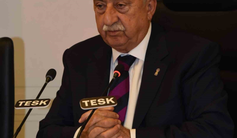 tesk-baskani-palandoken-ogretmenlerimiz-yarinlara-birakacagimiz-en-degerli-mirasin-mimarlaridir-AWUiNzWb.jpg