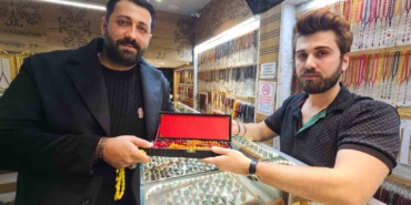 tespih-aski-sinir-tanimadi-1-milyon-600-bin-liralik-osmanli-kehribari-aldi-LVZ5kiw2.jpg