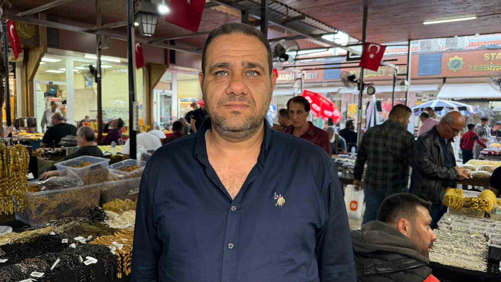 tespih mezati her ay binlerce koleksiyoner ve merakliyi bir araya getiriyor 1 N5GVrEOY