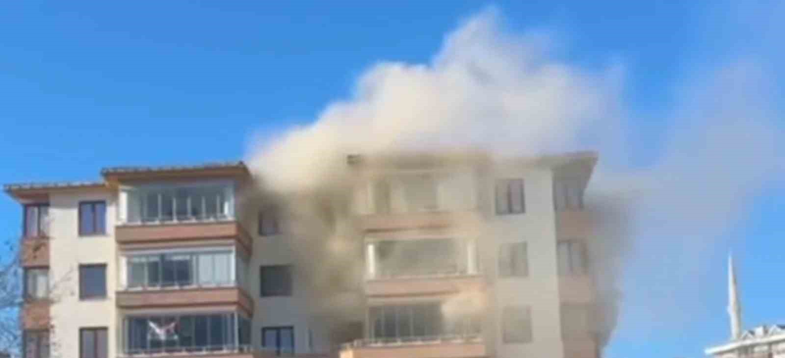 teyzesini oldurmeden once yapay zekaya sormus 0