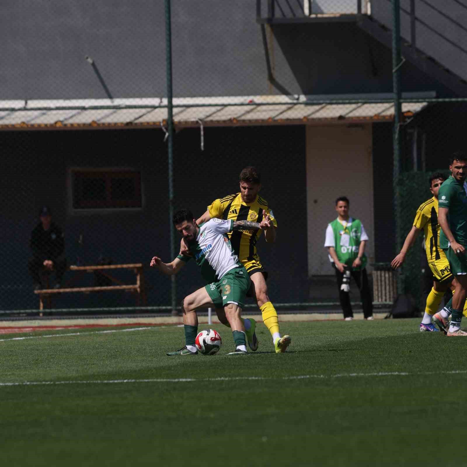 TFF 2. Lig: Aliağa FK: 0 - Bursaspor: 5 8 tff 2 lig aliaga fk 0 bursaspor 5 4 RvwRFEGn