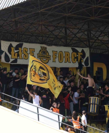tff-2-lig-aliaga-fk-0-bursaspor-5-EcNGqSYj.jpg