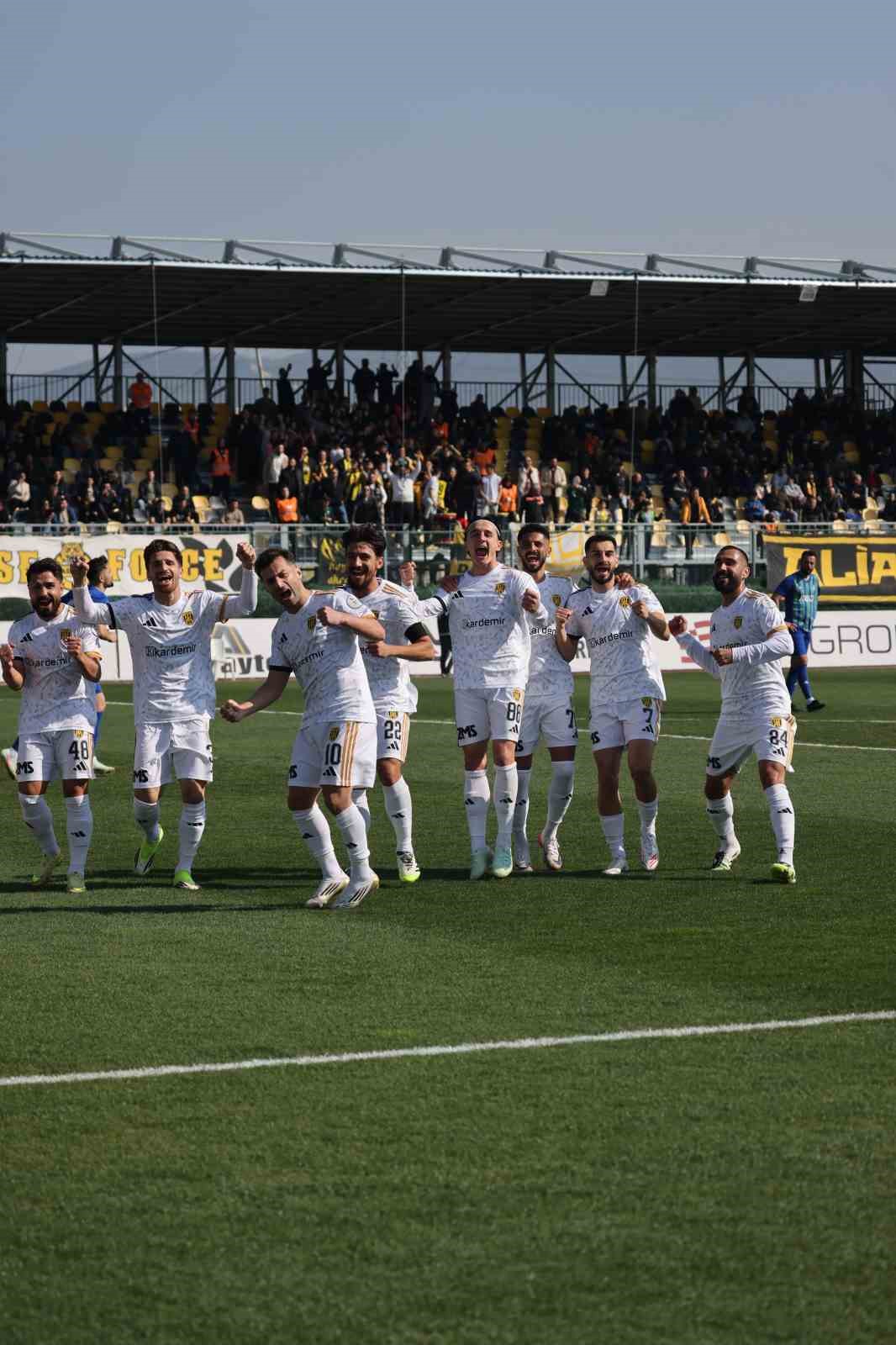 TFF 2. Lig: Aliağa FK: 3 - Arnavutköy Belediyespor: 0 4 tff 2 lig aliaga fk 3 arnavutkoy belediyespor 0 0 tBun7VBY