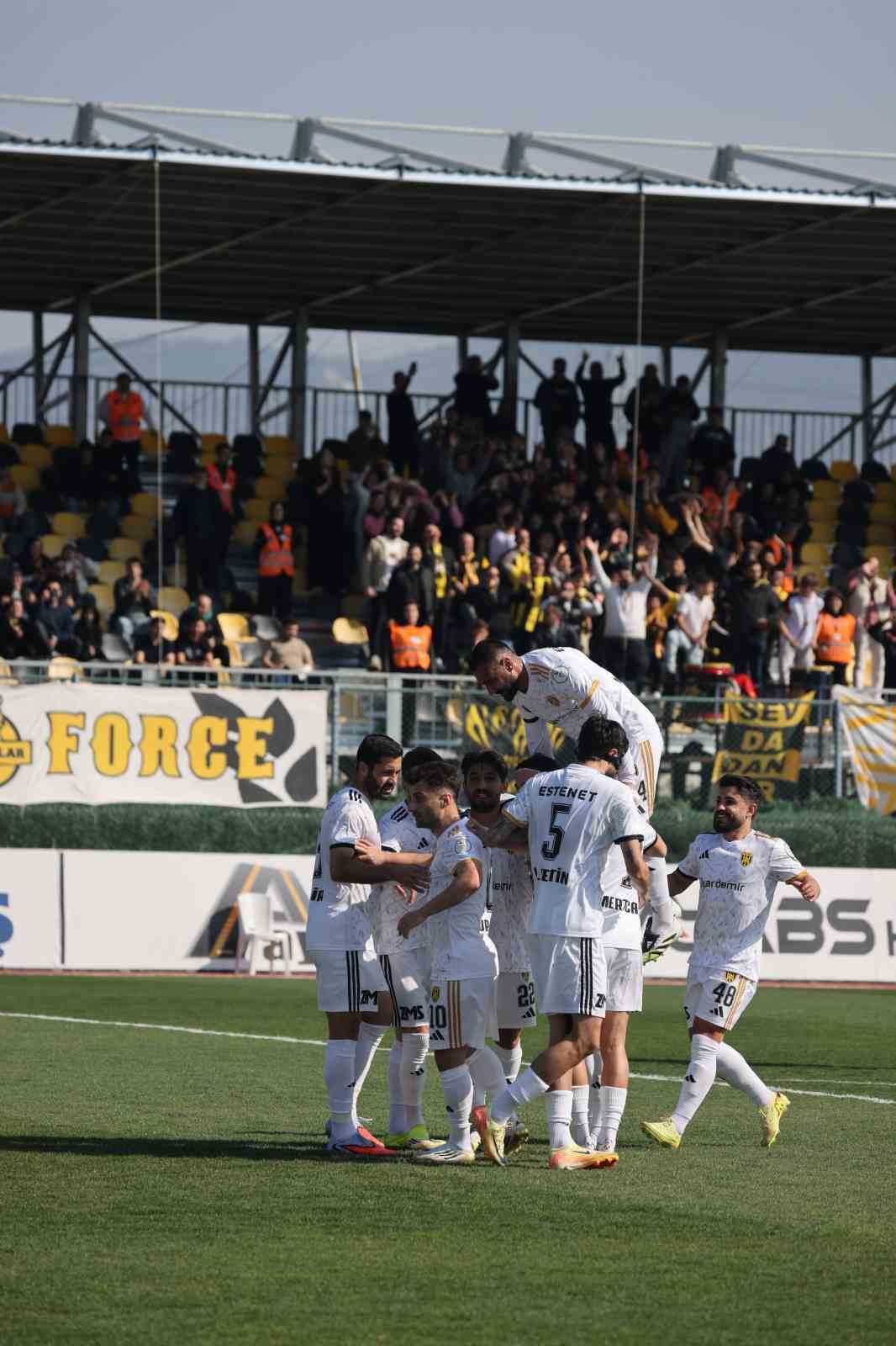 TFF 2. Lig: Aliağa FK: 3 - Arnavutköy Belediyespor: 0 5 tff 2 lig aliaga fk 3 arnavutkoy belediyespor 0 1 nvhr2yds