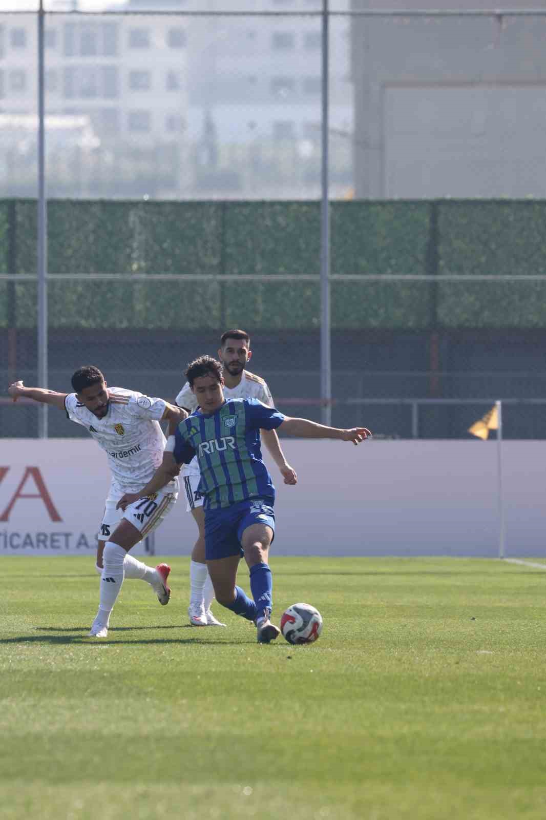 TFF 2. Lig: Aliağa FK: 3 - Arnavutköy Belediyespor: 0 8 tff 2 lig aliaga fk 3 arnavutkoy belediyespor 0 4 ZGyVNfI2
