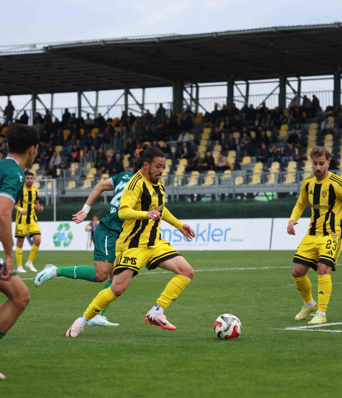 tff 2 lig aliaga fk 3 kirklarelispor 0 4 C8Jrjiwa