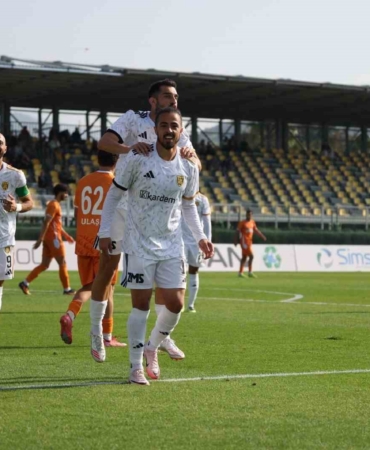 tff-2-lig-aliaga-fk-7-adanaspor-1-92D3K7jG.jpg