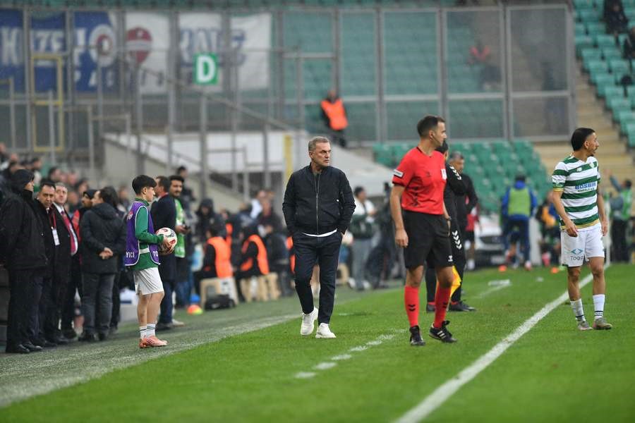 tff 2 lig bursaspor 3 fethiyespor 0 11 TmEFOsaX