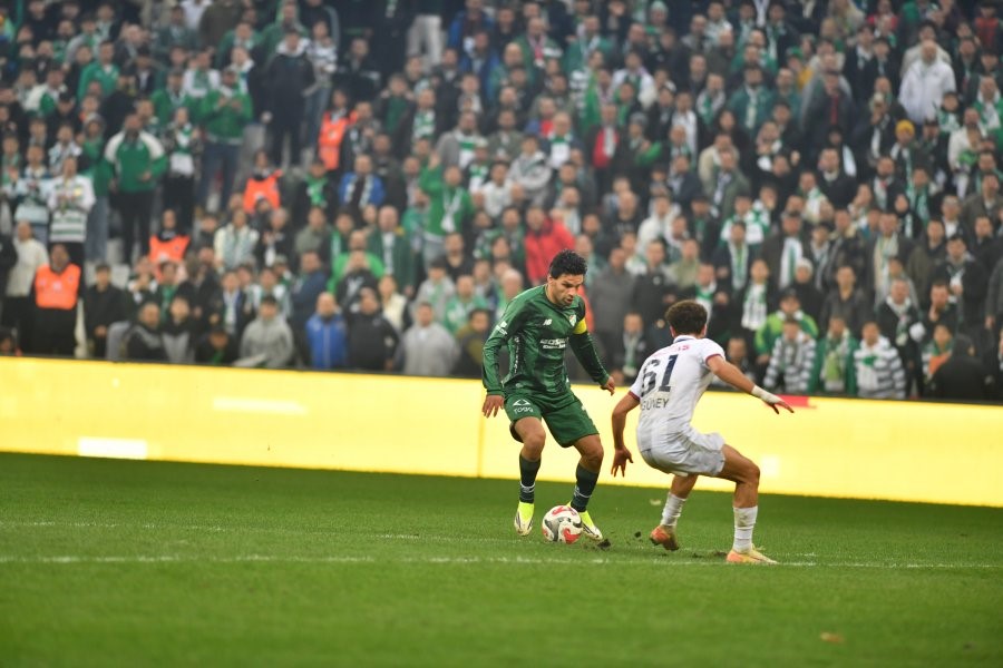 tff 2 lig bursaspor 3 yeni mersin idman yurdu 0 13 V8tqE1HJ
