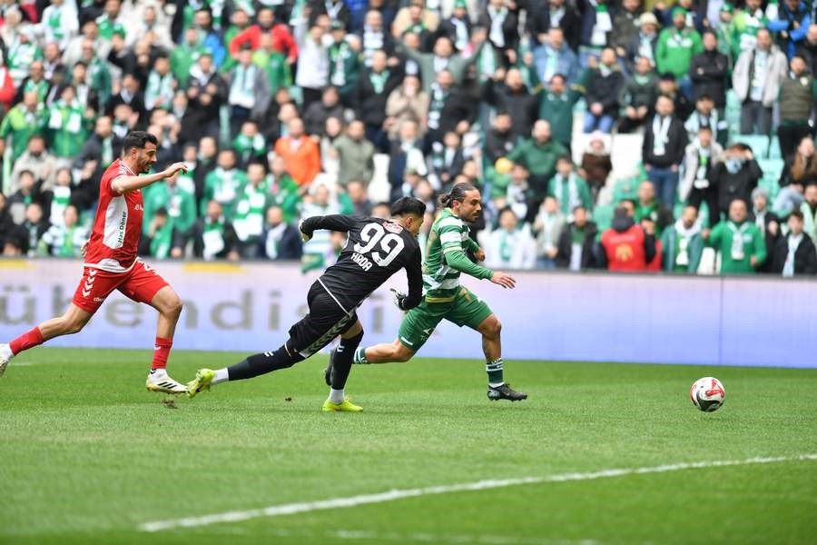 tff 2 lig bursaspor 6 68 aksaray belediyespor 0 3 XuvcPq62