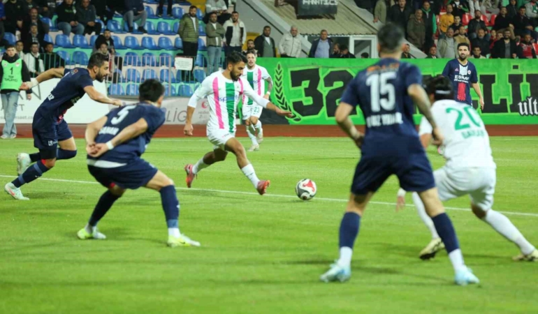 tff-2-lig-isparta-32-spor-2-fethiyespor-1-zMasYBLU.jpg