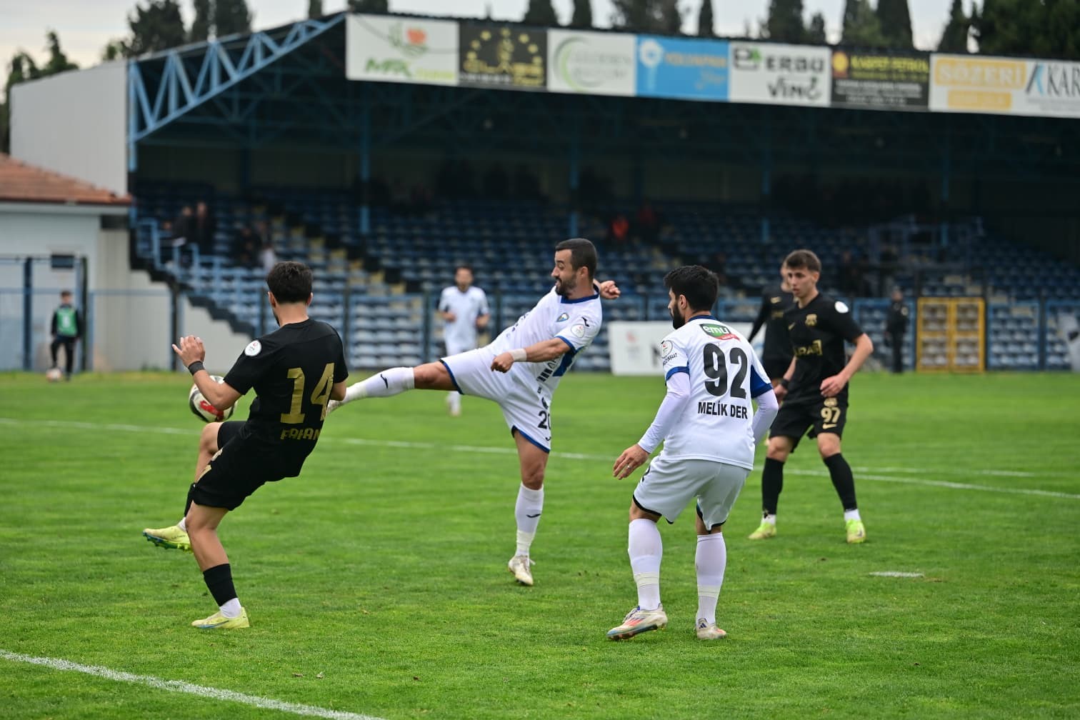 tff 2 lig karacabey belediyespor 4 kastamonuspor 0 0