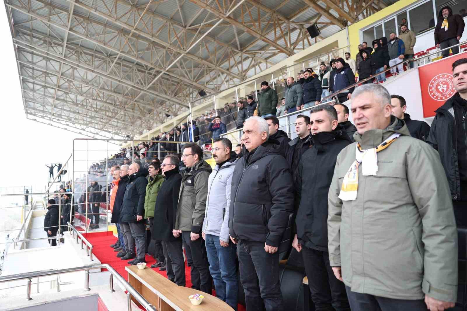 tff 2 lig mus spor kulubu 3 isparta 32 spor 1 4 zhBmMZvy