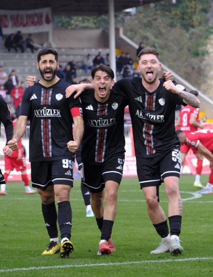 TFF 3. Lig: 1926 Bulancakspor: 1 - Yozgat Belediyesi Bozokspor: 5 5 tff 3 lig 1926 bulancakspor 1 yozgat belediyesi bozokspor 5 1 hsjAP2BD