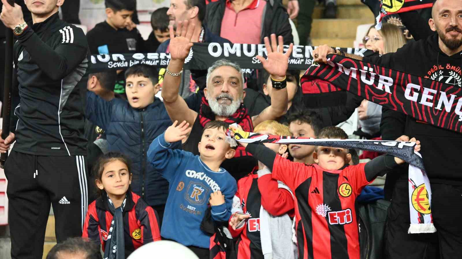 tff 3 lig eskisehirspor 2 soke 1970 spor 0 14 KHe3F4UE