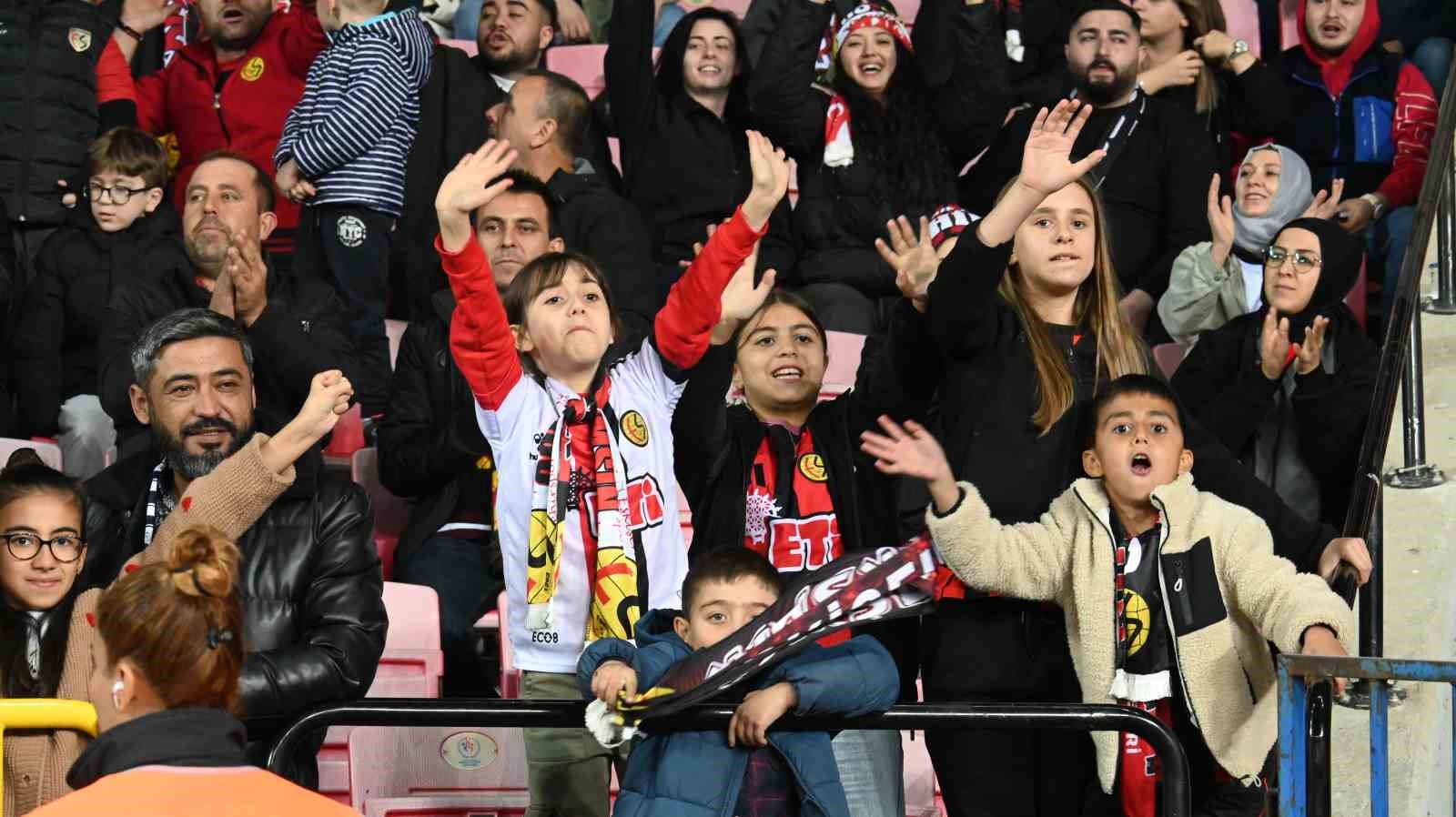 tff 3 lig eskisehirspor 2 soke 1970 spor 0 8 VCOARLht