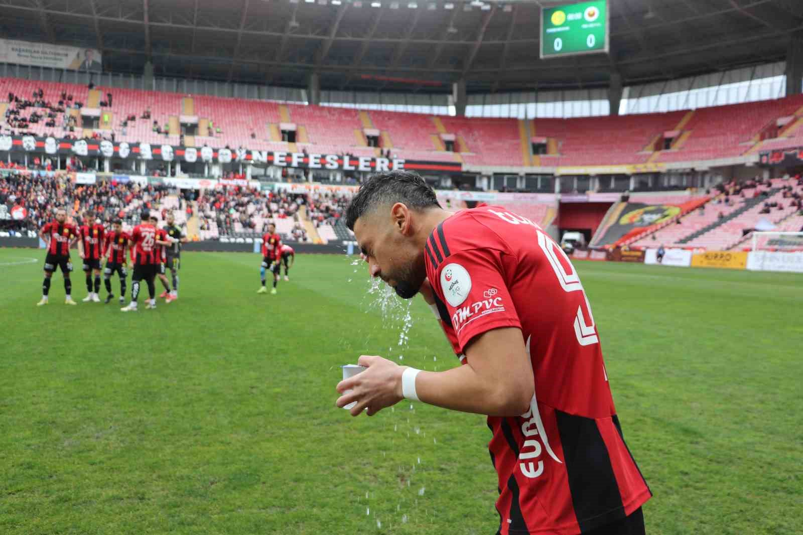 TFF 3. Lig Eskişehirspor: 2 - Tire 2021: 0 5 tff 3 lig eskisehirspor 2 tire 2021 0 1 7H78MUjj