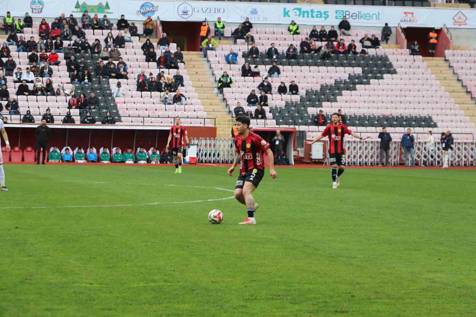 TFF 3. Lig Eskişehirspor: 2 - Tire 2021: 0 26 tff 3 lig eskisehirspor 2 tire 2021 0 22 uPyOnDdy