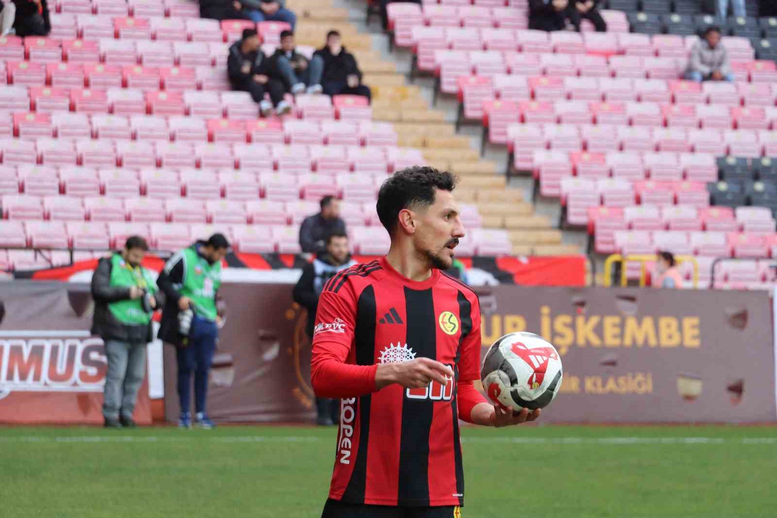 TFF 3. Lig Eskişehirspor: 2 - Tire 2021: 0 28 tff 3 lig eskisehirspor 2 tire 2021 0 24 u7YDi8qP