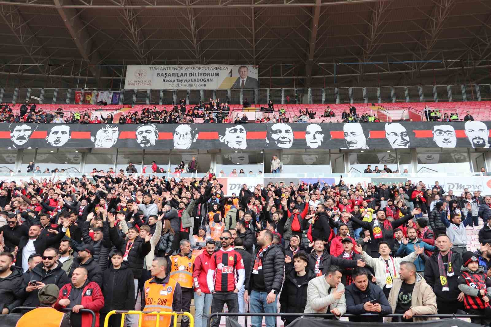 TFF 3. Lig Eskişehirspor: 2 - Tire 2021: 0 38 tff 3 lig eskisehirspor 2 tire 2021 0 34 rBUn3T3Z