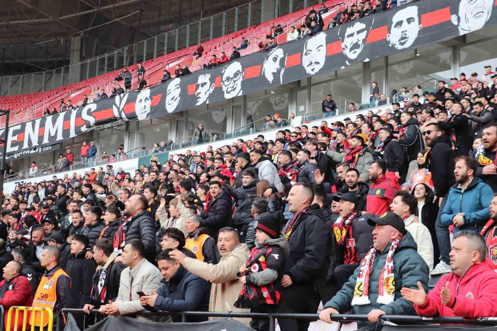 TFF 3. Lig Eskişehirspor: 2 - Tire 2021: 0 39 tff 3 lig eskisehirspor 2 tire 2021 0 35 kStjRnyy