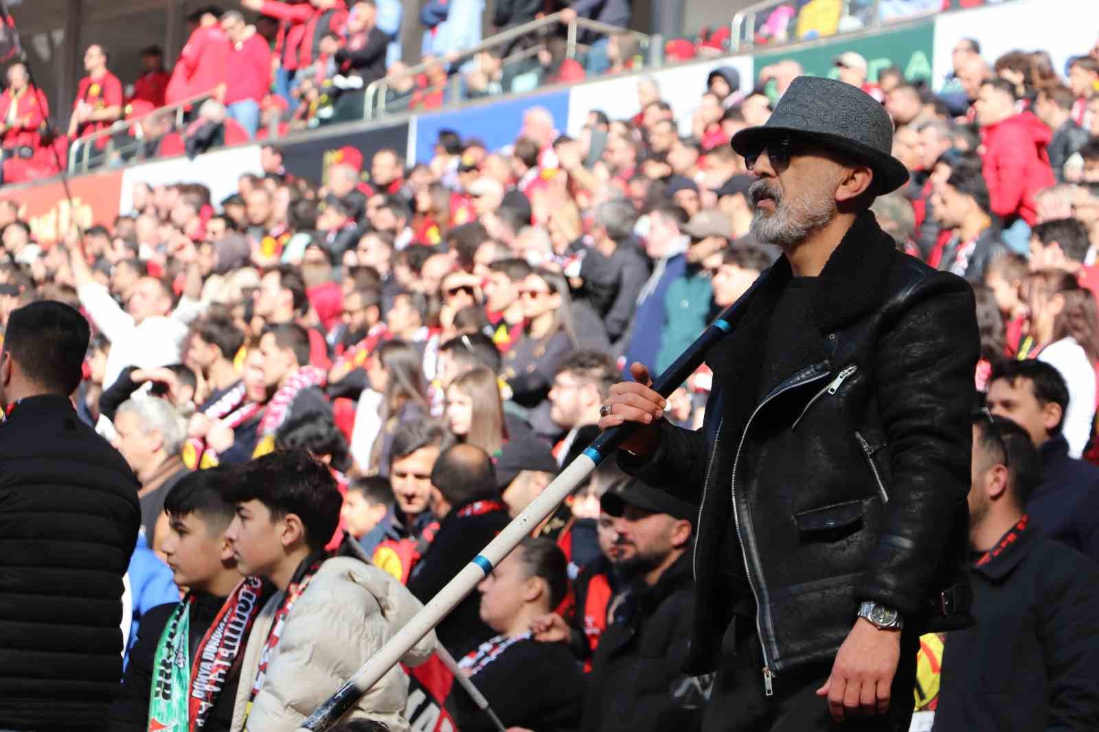 TFF 3. Lig Eskişehirspor: 7 - Bornova 1877 Sportif Yatırımlar: 0 27 tff 3 lig eskisehirspor 7 bornova 1877 sportif yatirimlar 0 23 YsR16Szh