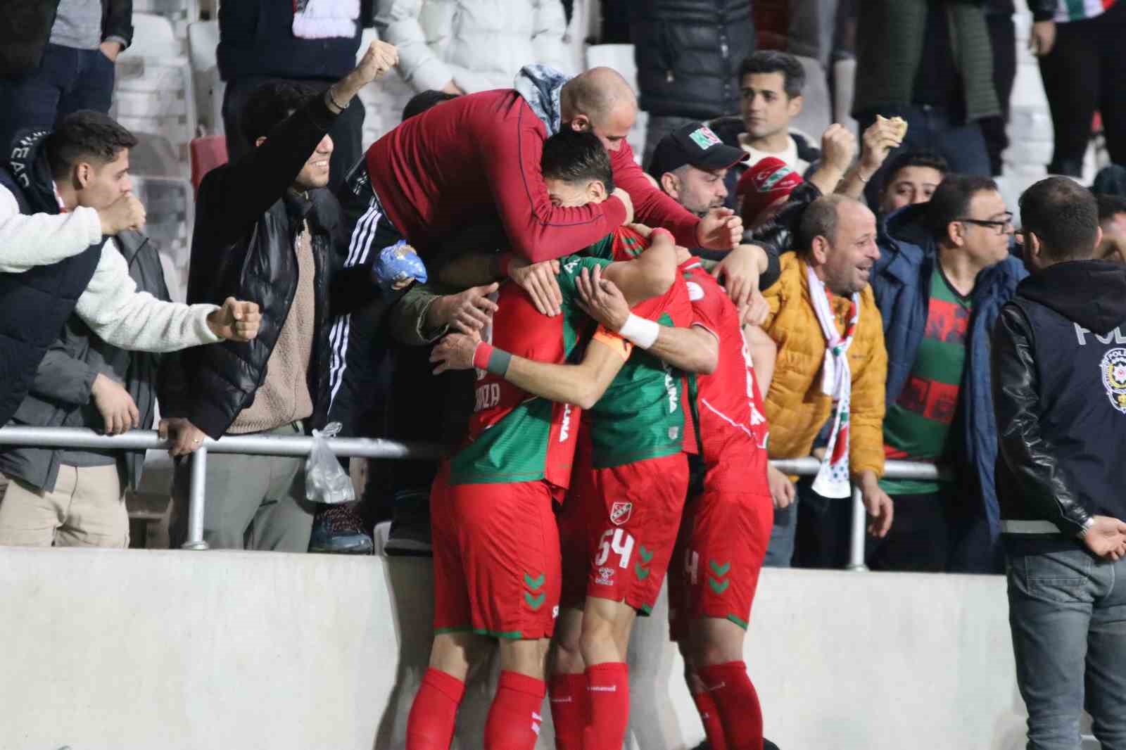 tff 3 lig karsiyaka 2 denizli idman yurdu 0 9 hRmsyaeO