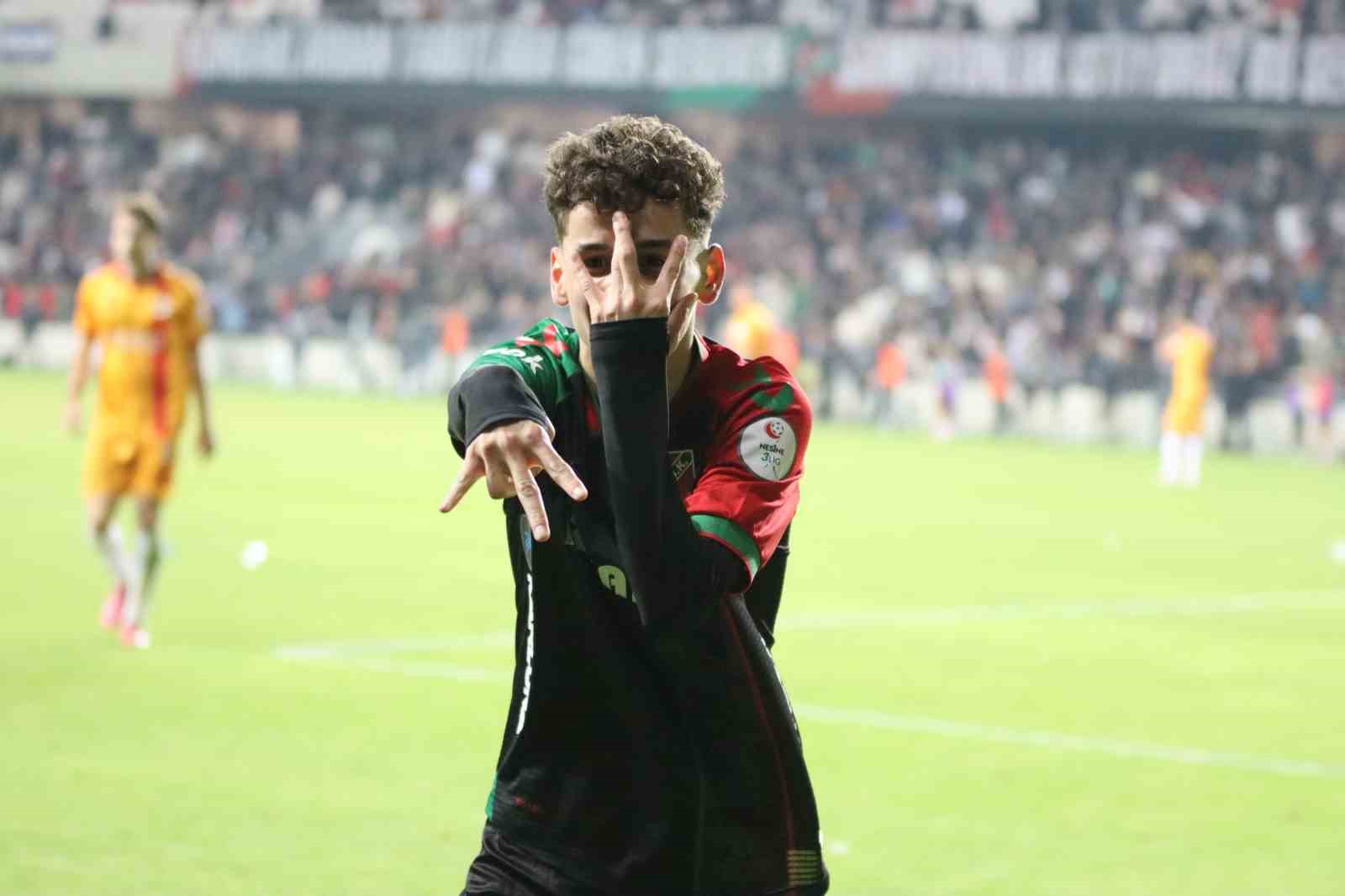 tff 3 lig karsiyaka 2 tire 2021 fk 1 17 9gSefNh1