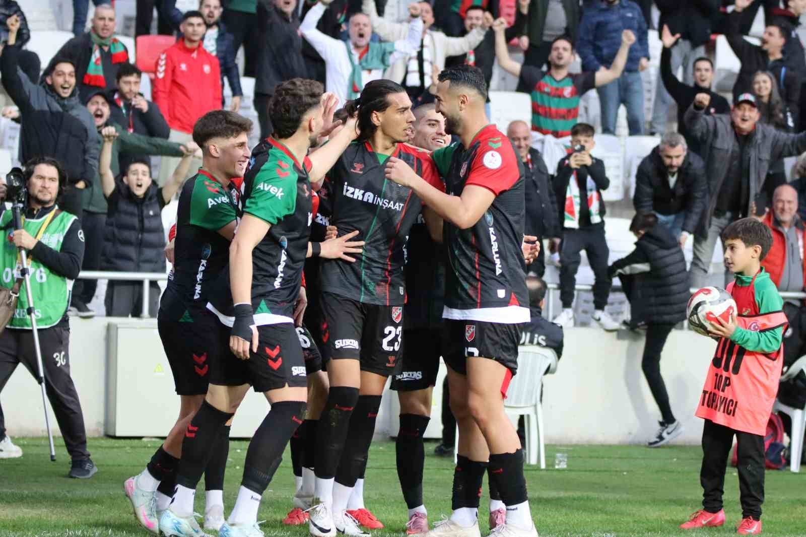tff 3 lig karsiyaka 3 izmir coruhlu fk 1 13 ddiJRGZy