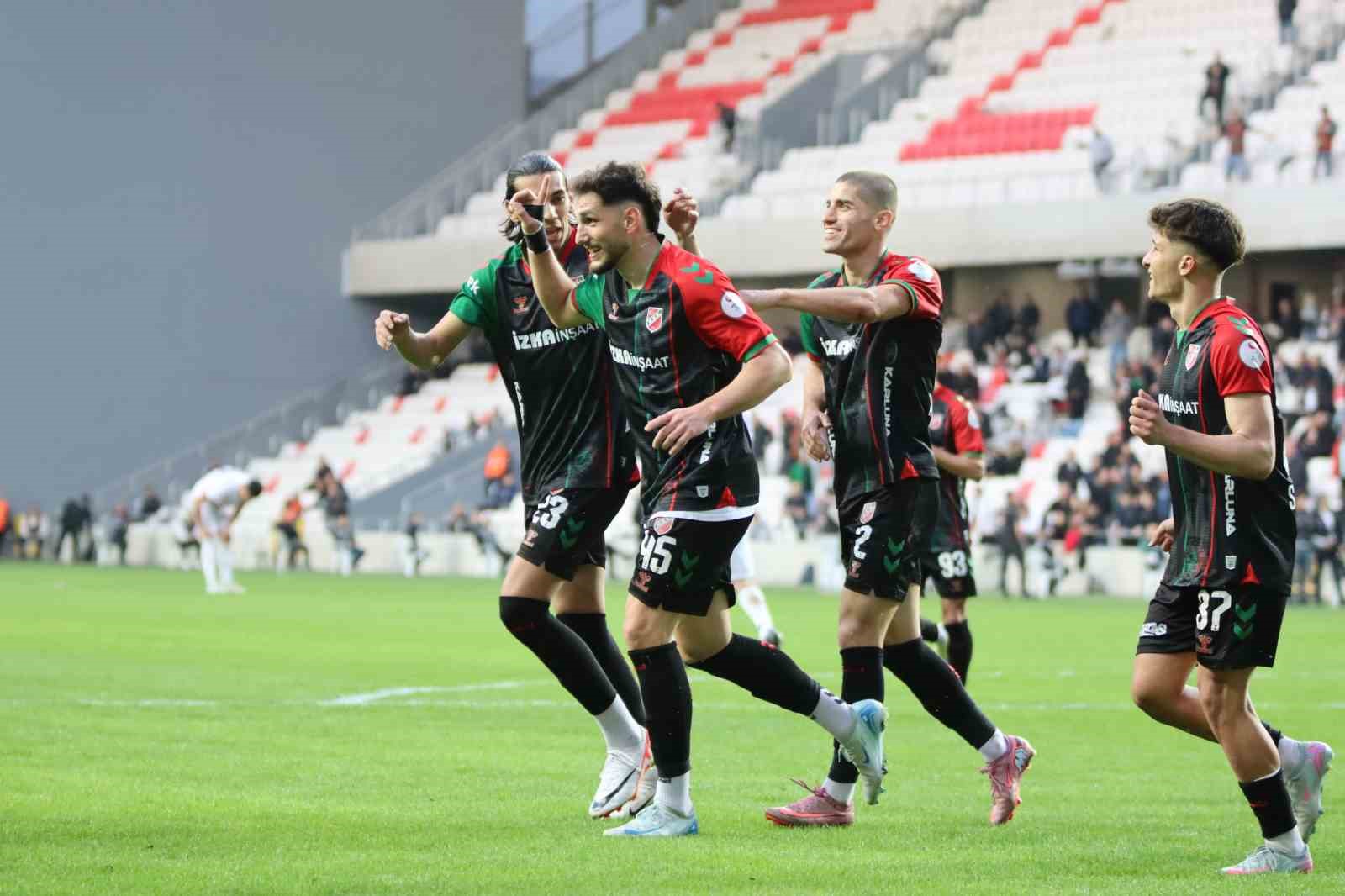 tff 3 lig karsiyaka 3 izmir coruhlu fk 1 15 3umpU3iL