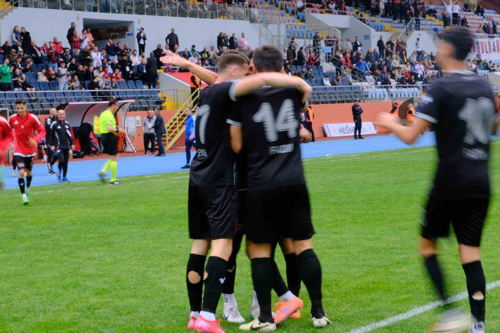 TFF 3. Lig: Zonguldakspor: 5 - 1926 Bulancakspor: 0 4 tff 3 lig zonguldakspor 5 1926 bulancakspor 0 0 i9mZYnp7
