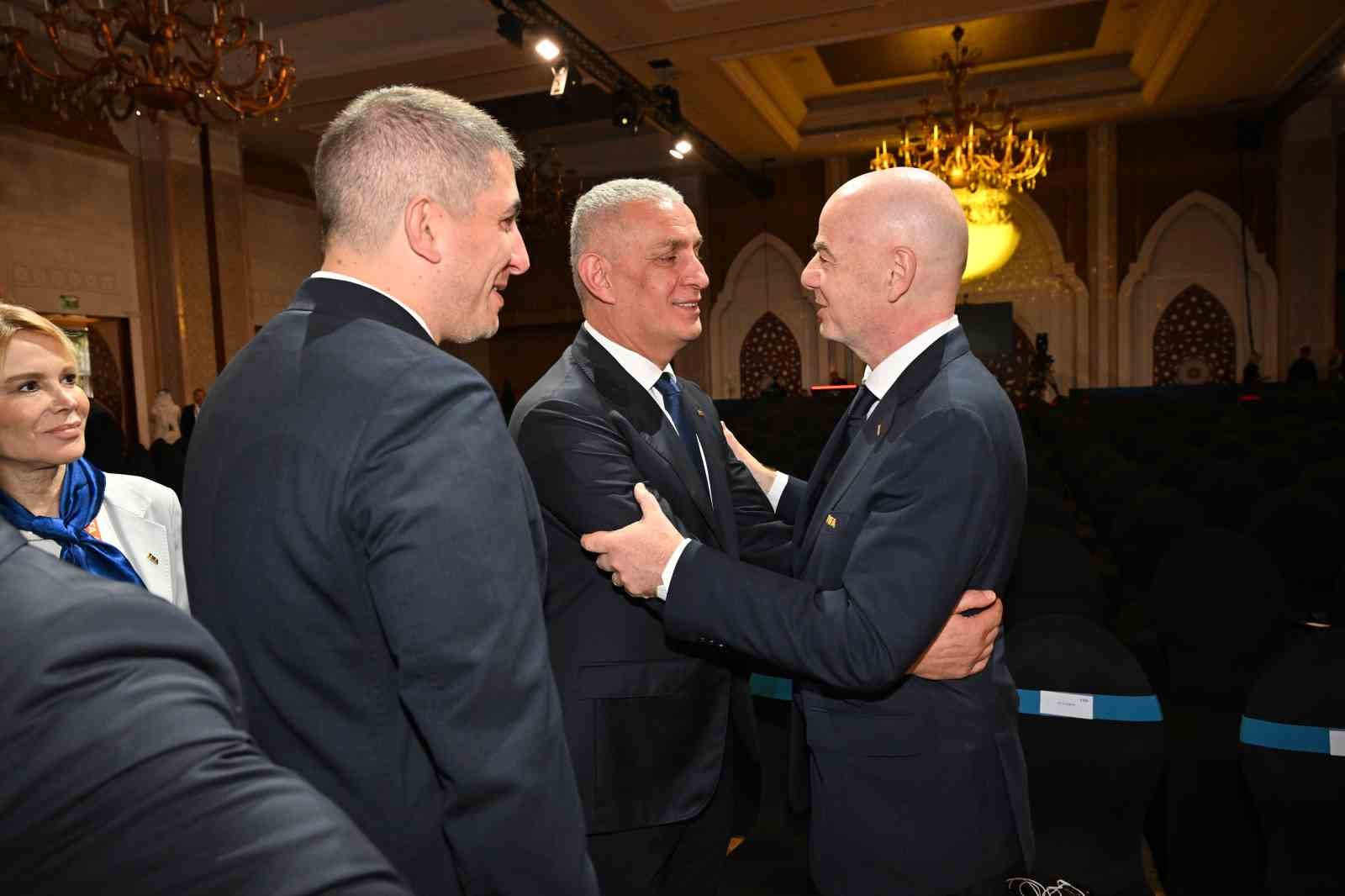 tff baskani ibrahim haciosmanoglu fifa komiteleri genel kurul toplantisina katildi 0 erTlaQhh