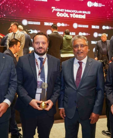 tgs-yer-hizmetlerine-hizmet-ihracatcilari-birliginden-odul-mza6eNb2.jpg