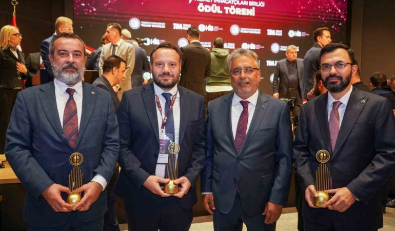 tgs-yer-hizmetlerine-hizmet-ihracatcilari-birliginden-odul-mza6eNb2.jpg