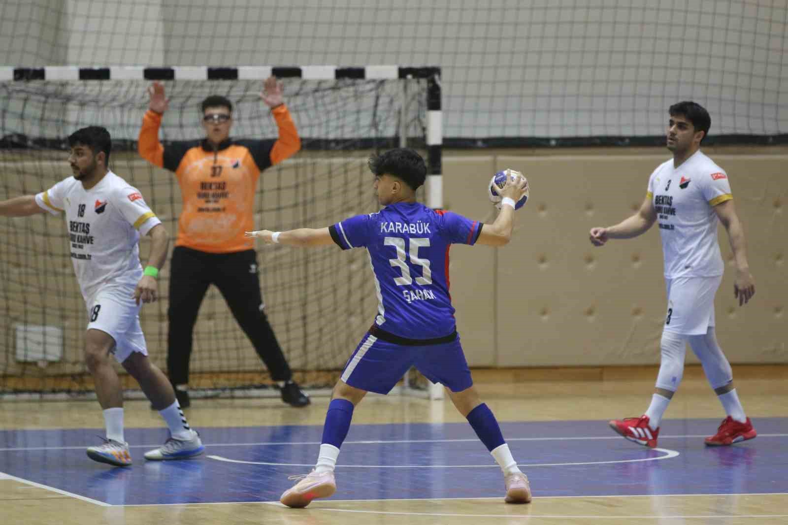 THF 2. Lig: Karabük GSİM Spor Kulübü: 34 - İneboluspor: 44 7 thf 2 lig karabuk gsim spor kulubu 34 ineboluspor 44 3 zDteZSKK