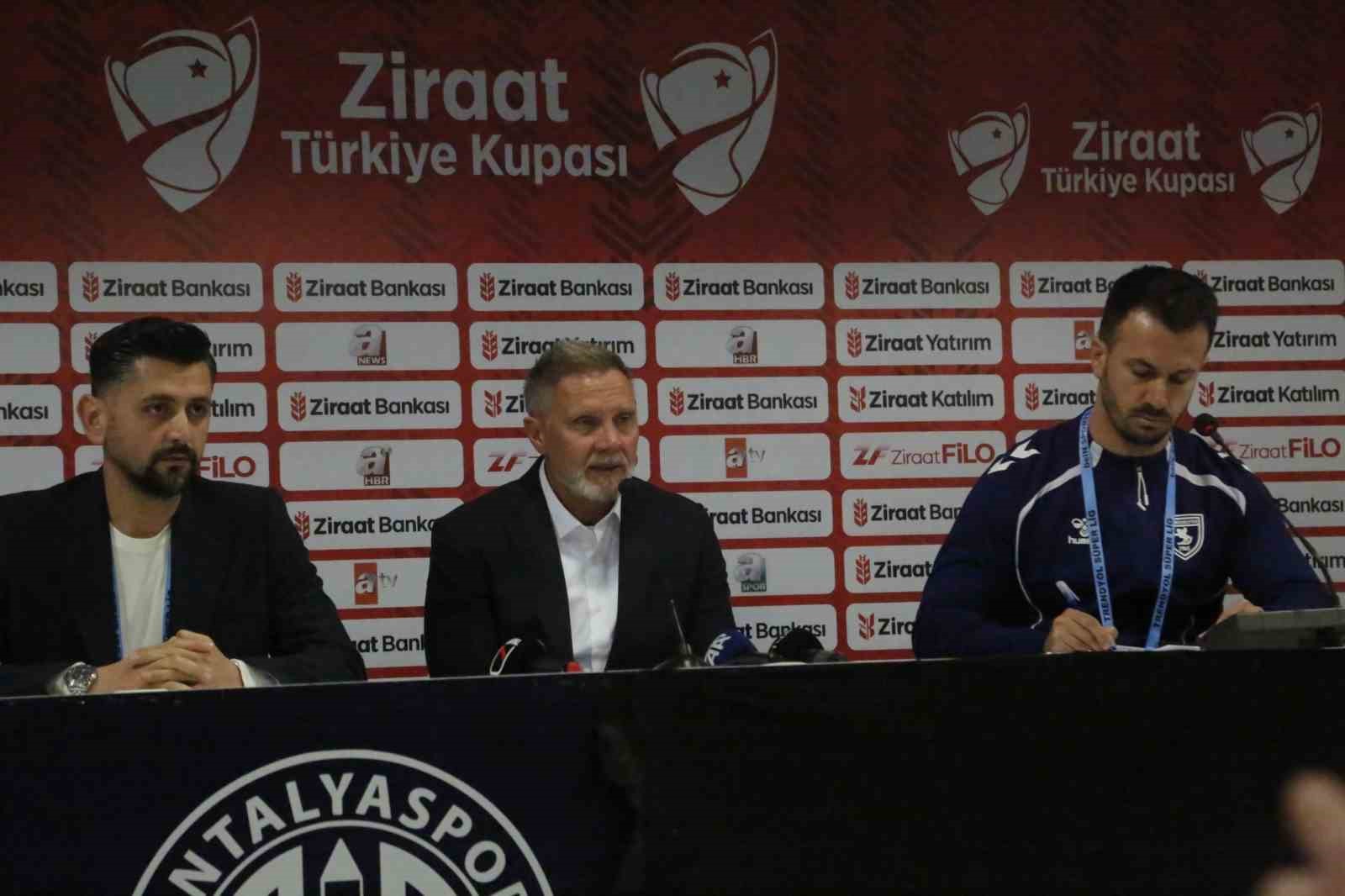 thorsten fink galibiyeti hak ettigimizi dusunuyorum 0 BhEtjWaq