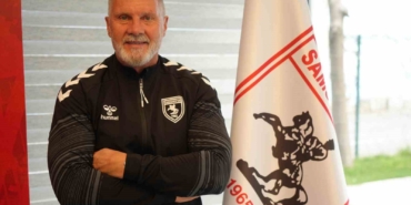thorsten-fink-ilk-5te-olmak-istiyorsak-butun-maclari-kazanmaliyiz-3l6B7MrM.jpg