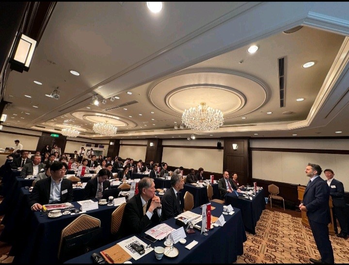 thy yonetim kurulu ve icra komitesi baskani prof dr seker tokyoda yatirimcilarla bulustu 4 ENgG33IL