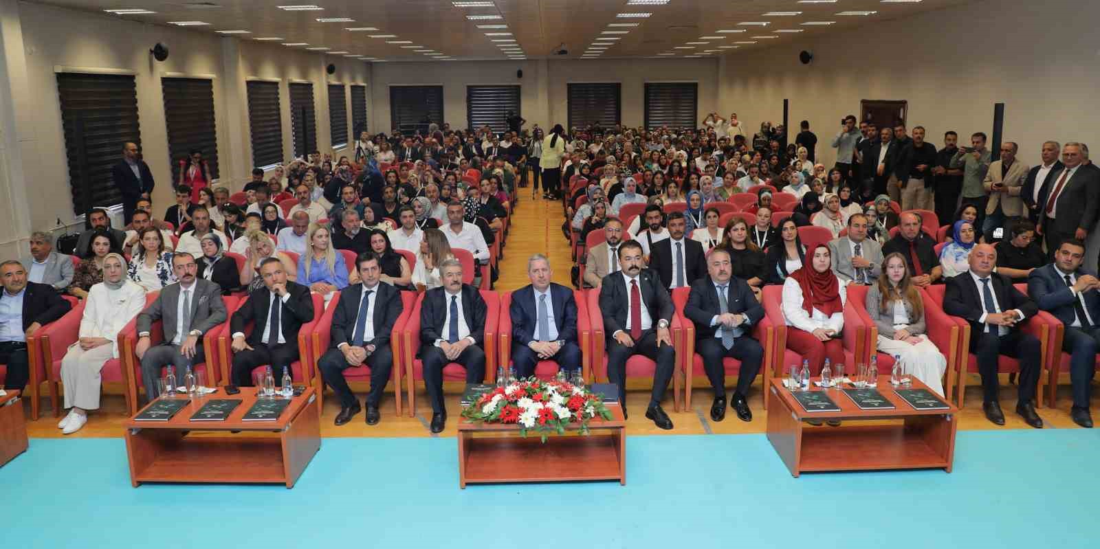 ticaret bakan yardimcisi gurcan e ticaret hacmi 45 trilyon liraya ulasti 4 OTTqabAa