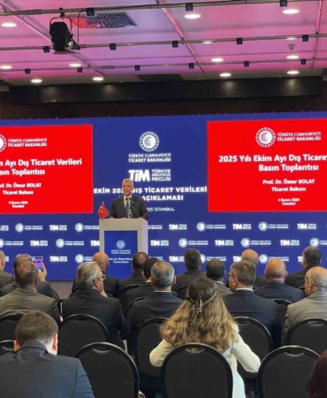 ticaret-bakani-bolat-2025-yili-ekim-ayinda-ihracatimiz-yuzde-23-artisla-24-milyar-dolar-NiaySYqn.jpg