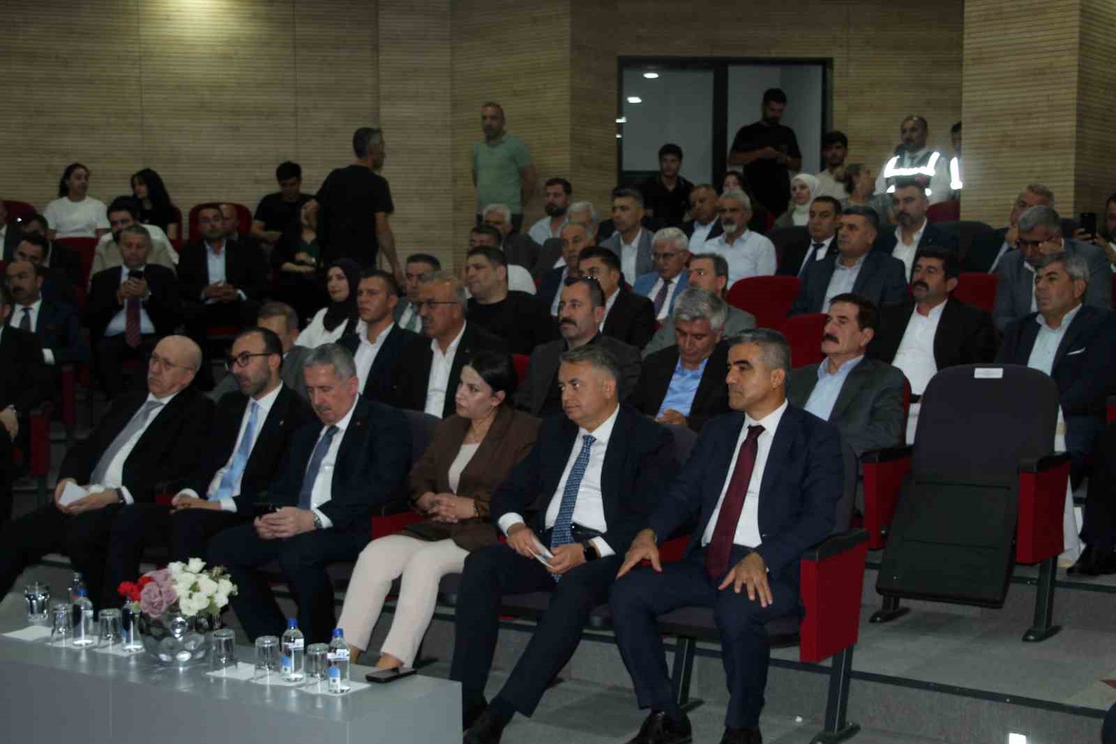 ticaret bakani bolat enerjinin merkezi sirnak turkiyenin kalkinma koridorlarinin kalbinde 3 FAPGBYeV