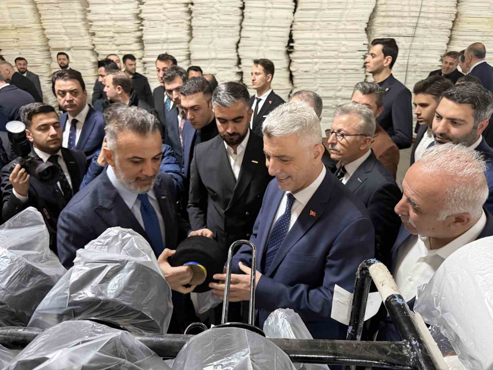 ticaret bakani bolat iranla ticari tasimalar kontrollu bir sekilde devam ediyor 5 y7FCZjwk