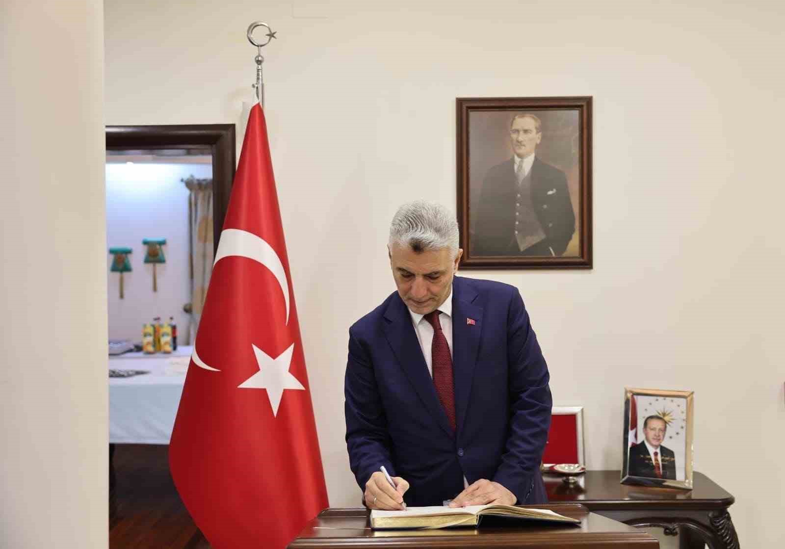 Ticaret Bakanı Bolat, Kosovalı mevkidaşıyla görüştü 8 ticaret bakani bolat kosovali mevkidasiyla gorustu 4 RGAglK97