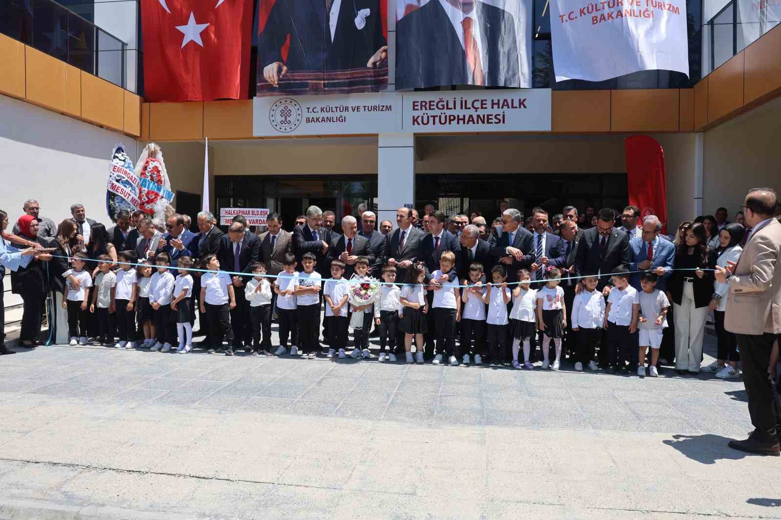 ticaret bakani omer bolat konyada kutuphane acilisina katildi 1 FFA9DAW2